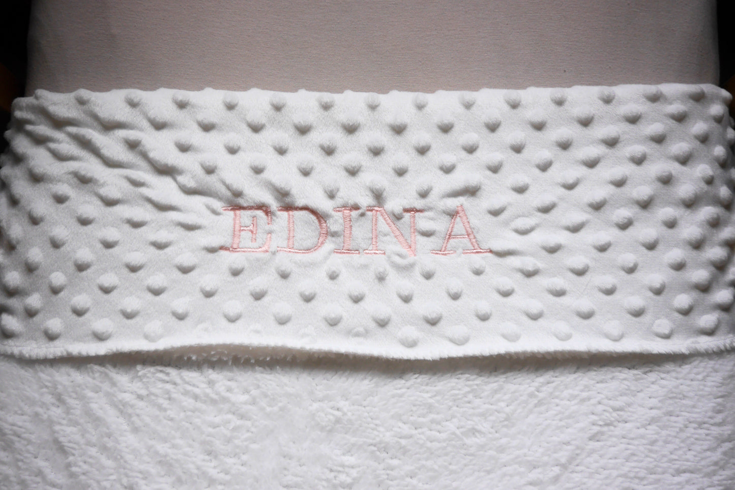 NOVI - Embroidered blanket with name