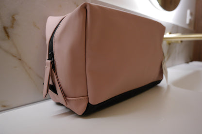 Luxury Toiletry Bag (matte black/stone/pink)